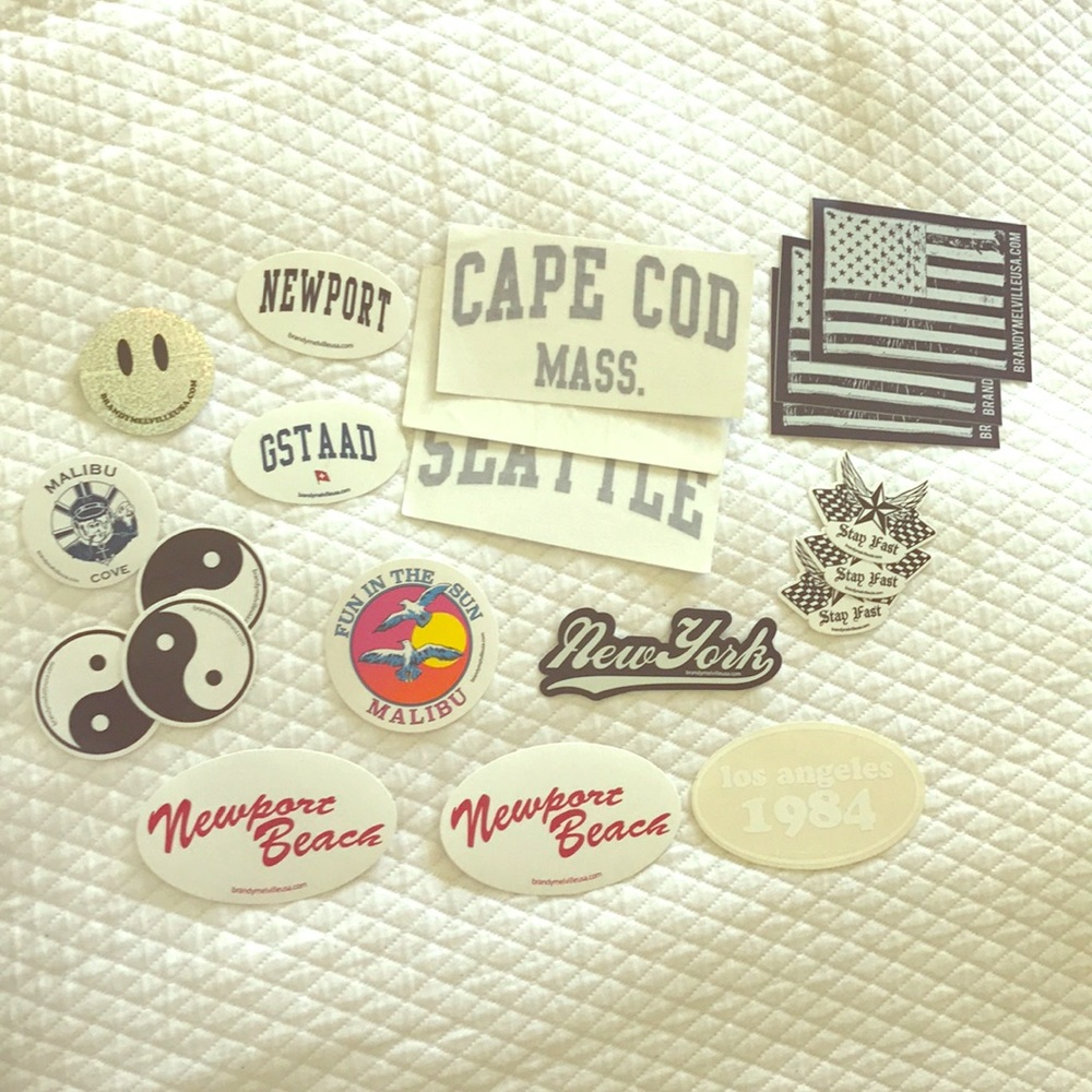 BRANDY MELVILLE stickers👅